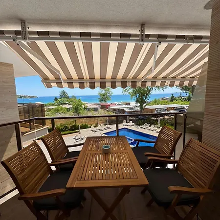 Kavatsi Holidays & With Sea View