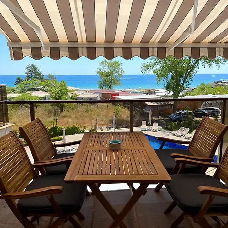 Kavatsi Holidays & With Sea View سوزوبول